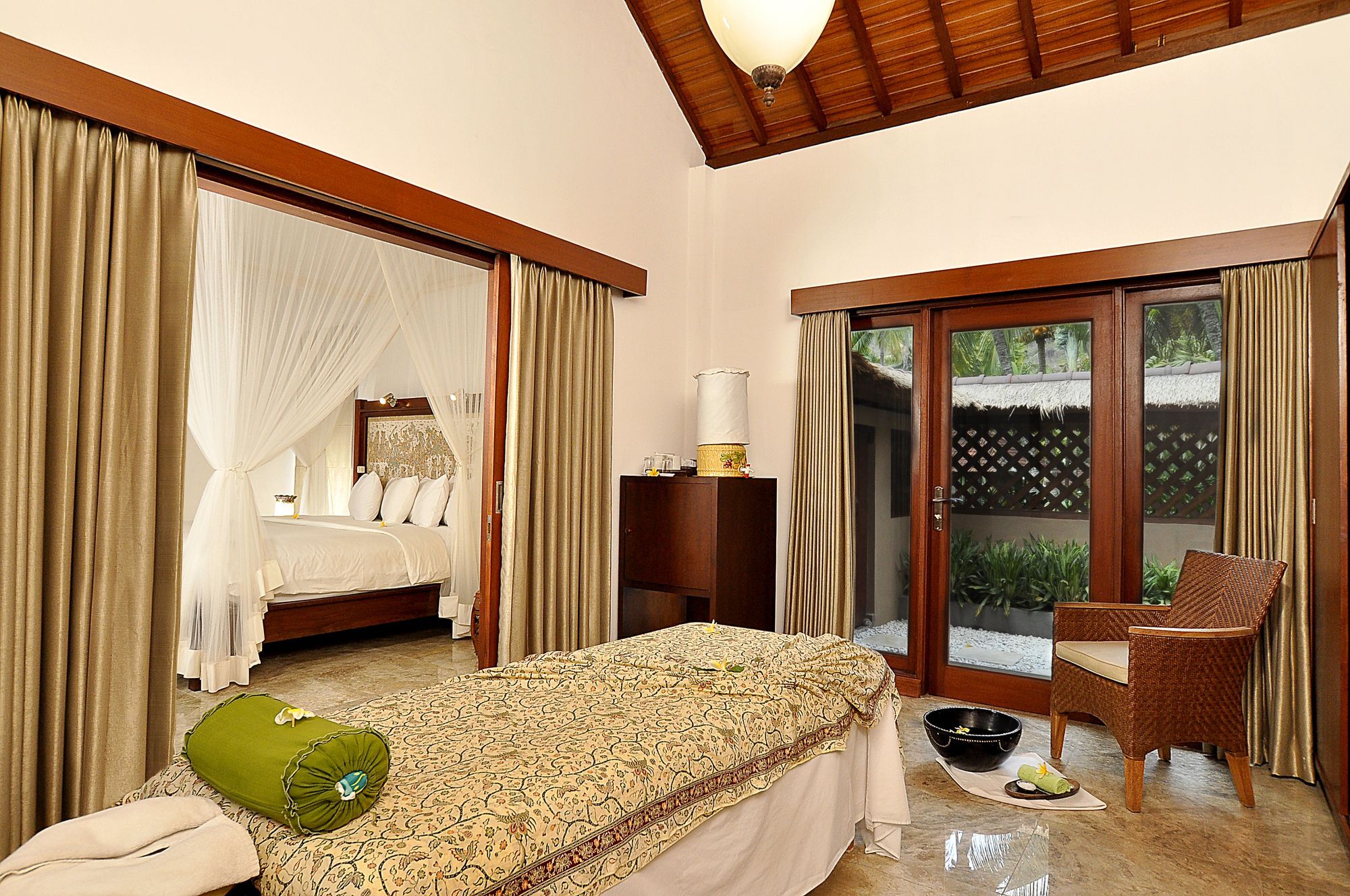 Puri Mas Spa Resort Mangsit Exteriör bild